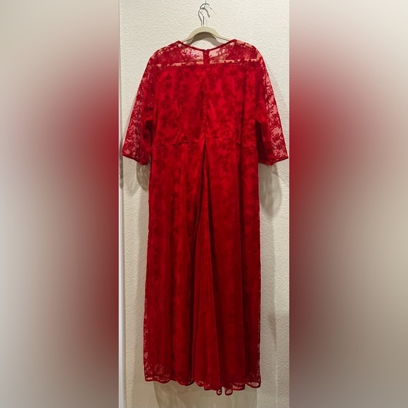 FlyCurvy Elegant Red Floral Dress 3/4 Sleeve Long Flowy Formal Plus Size XXXL - Picture 4 of 9
